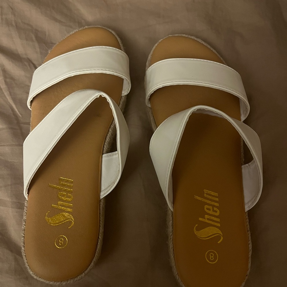 SHEIN size 8 wedge sandals